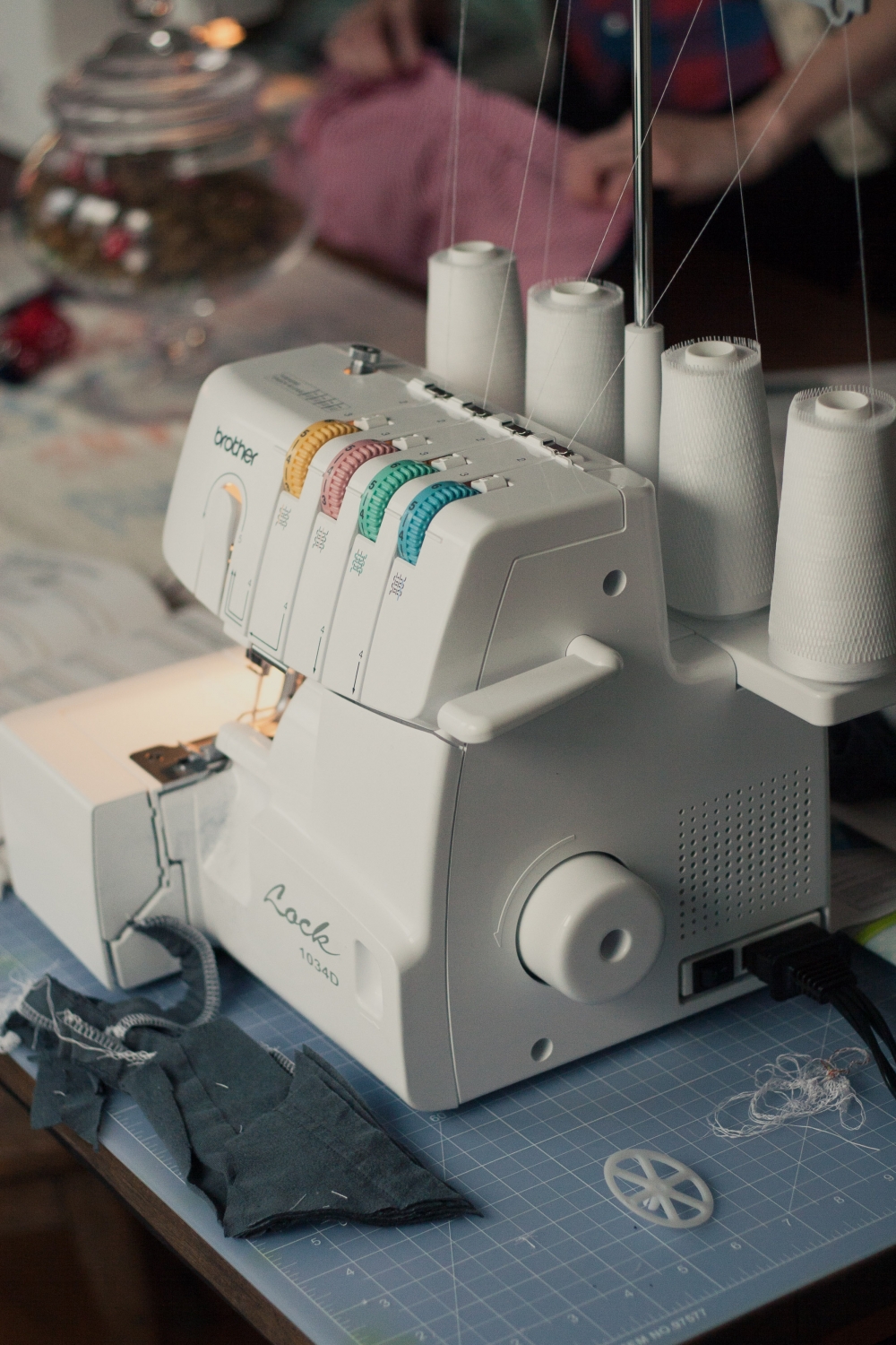 serger1.jpg
